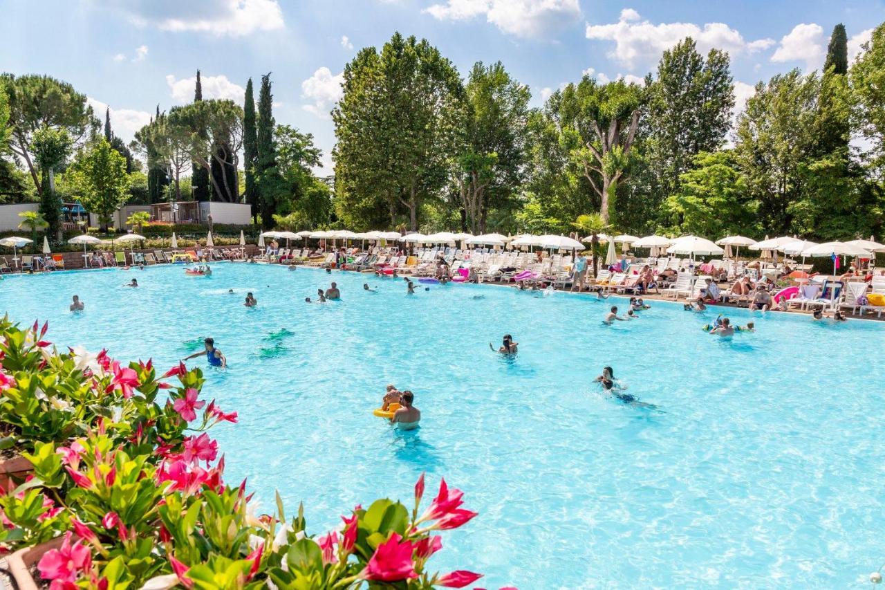 Hu Altomincio Village Валеджо сул Минчио Екстериор снимка